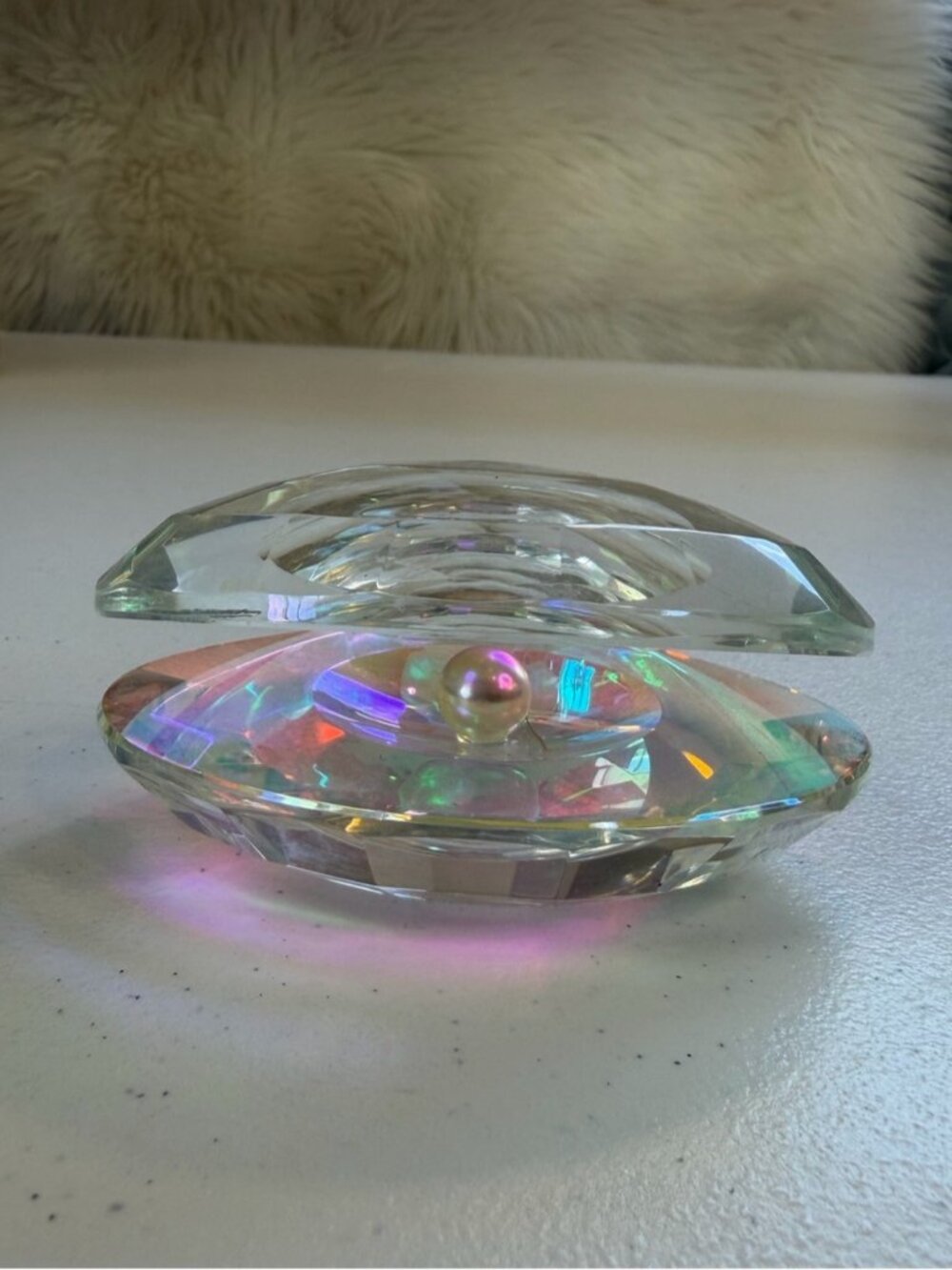 Oleg Cassini Crystal Oyster Clam Shell Paperweight Faux Pearl Iridescent Signed